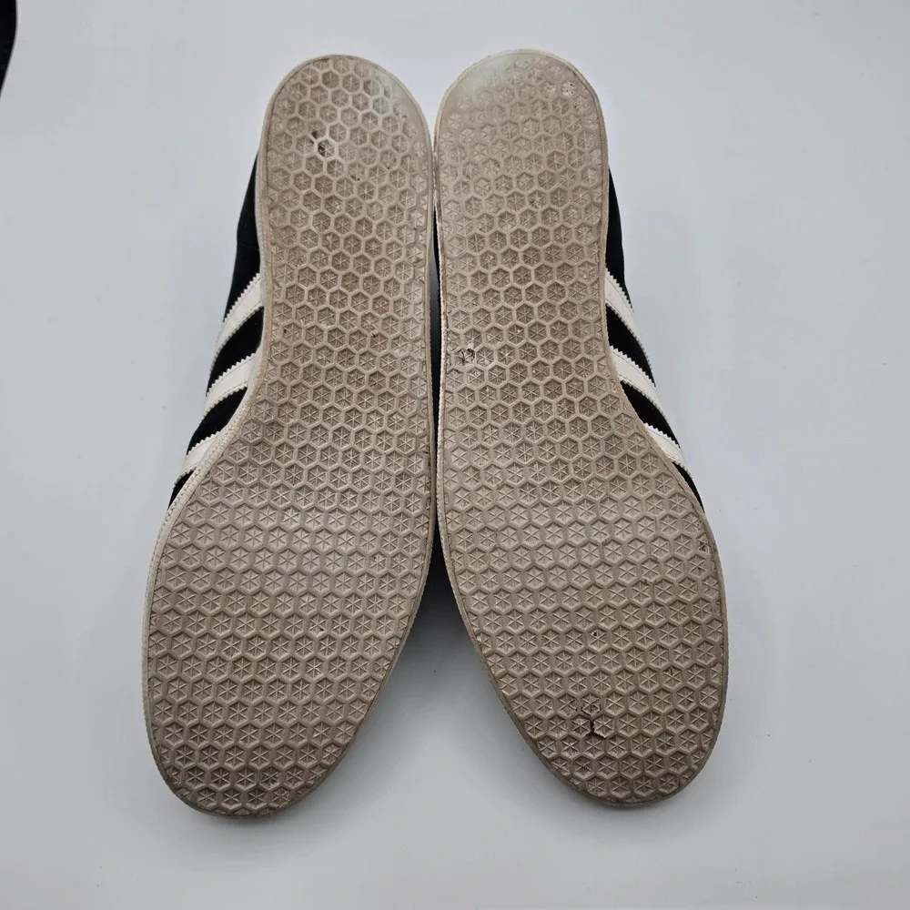 Adidas Gazelle‎ Sneakers Mens 13.5 Black Good Suede Low Top BB5476